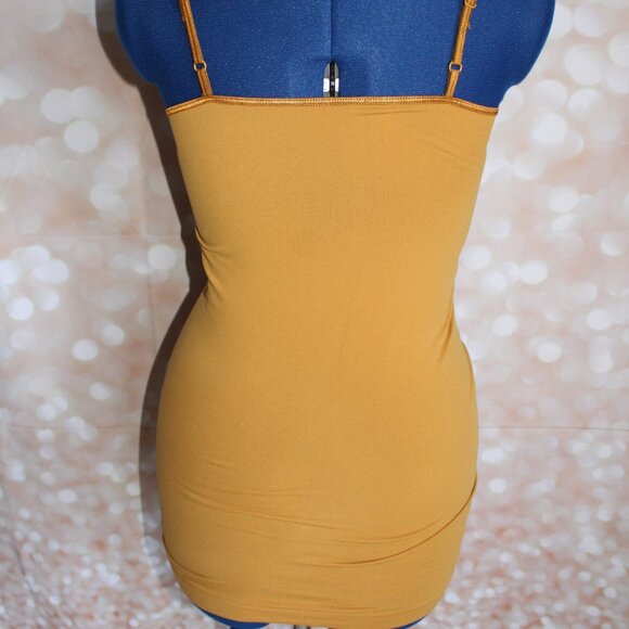 Juniors SO Favorite Seamless Tunic Cami Gold Size Small - Picture 5 of 7
